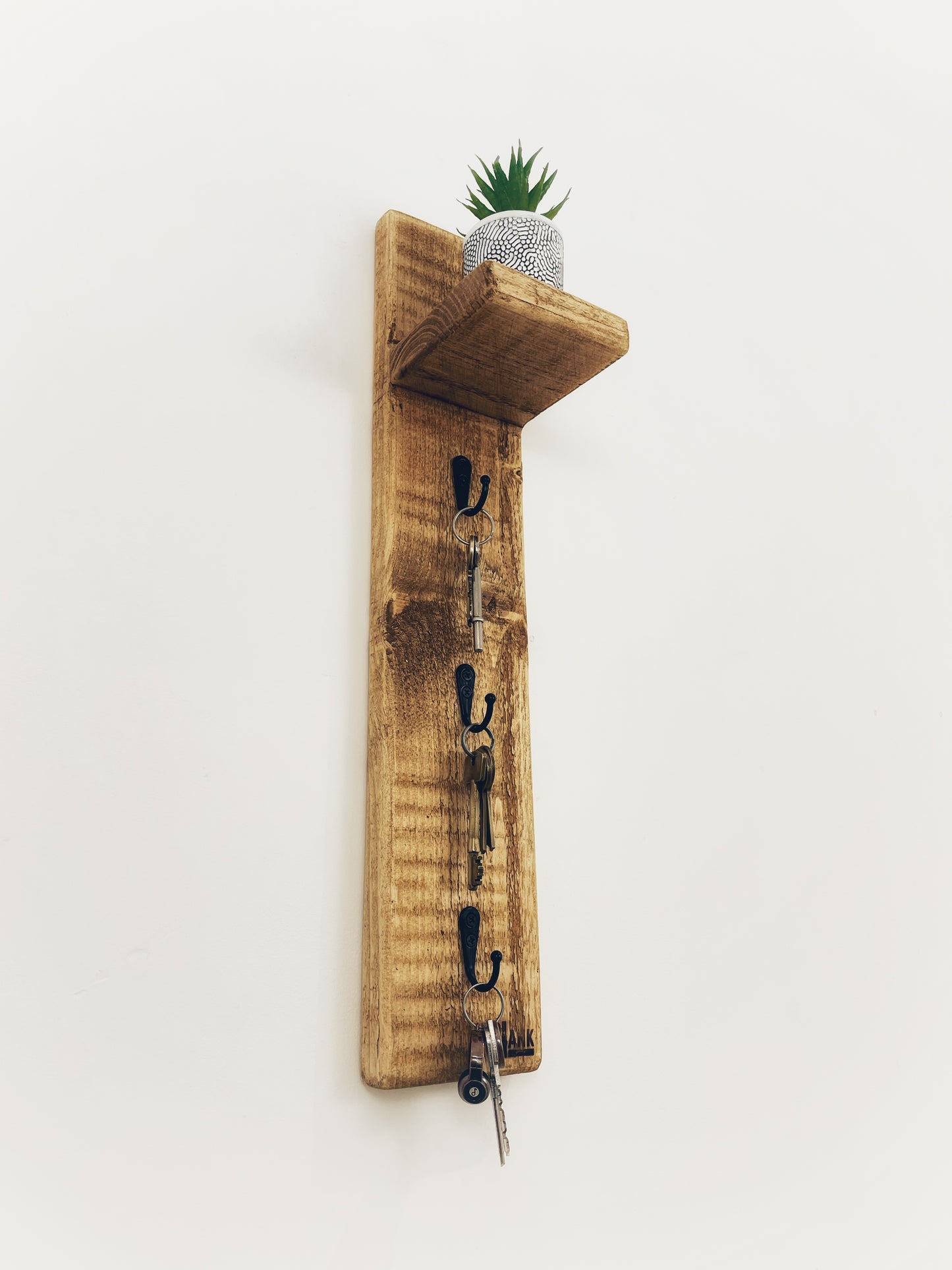 3 Key Hook Holder with Top Shelf