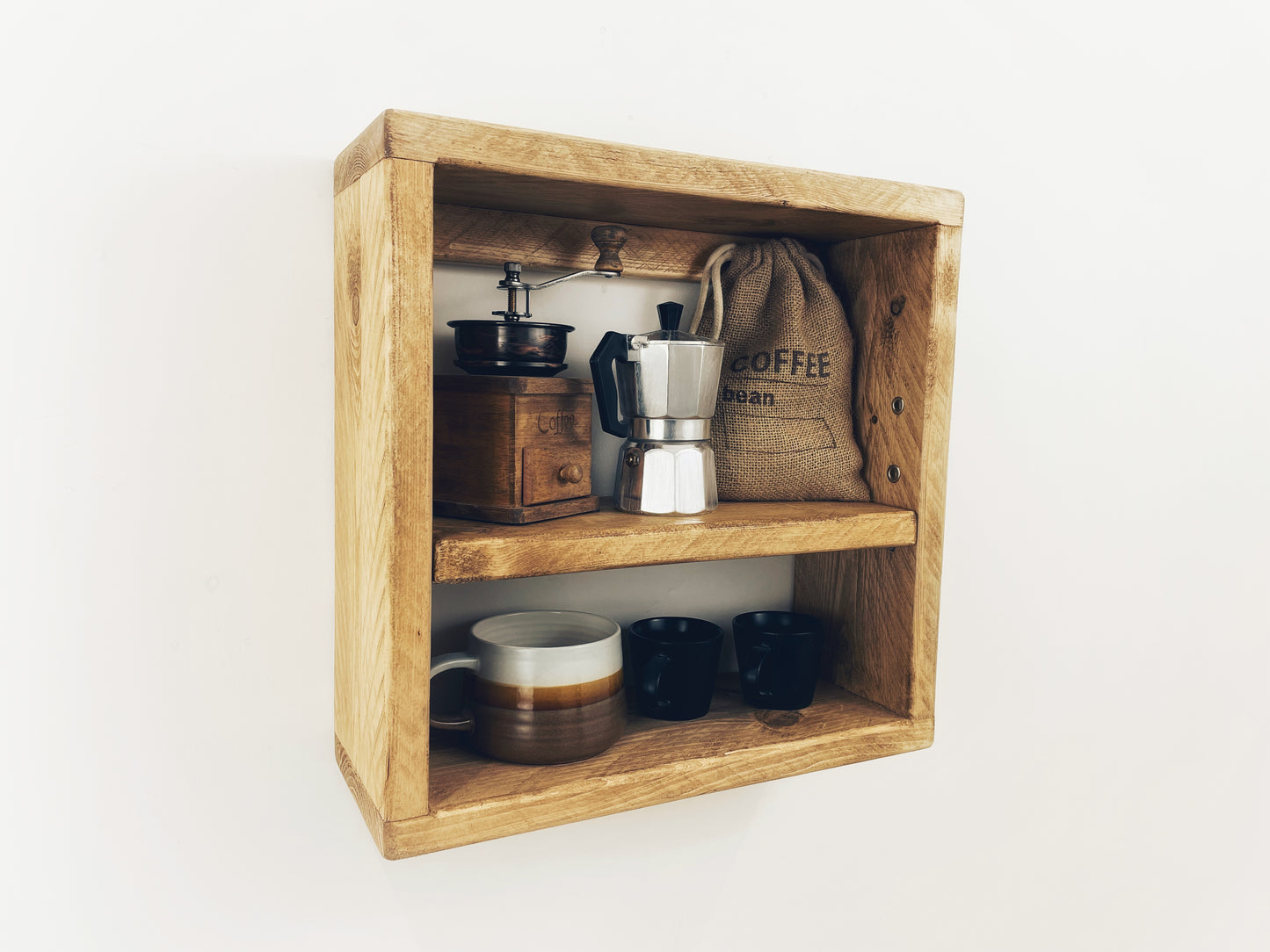 Box Shelf with Adjustable Ledge
